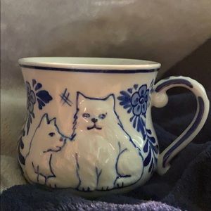 Blue & White coffee mug with raised cat design